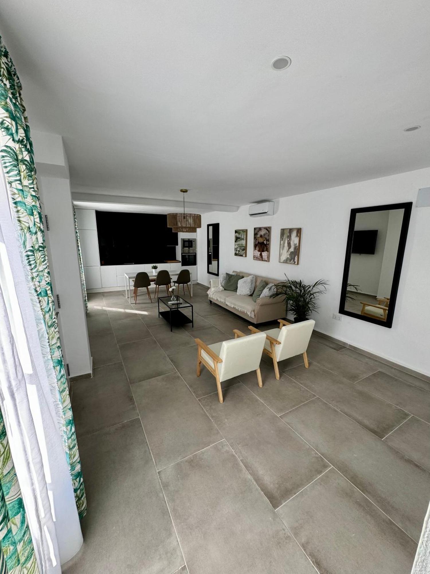 Apartamentos Munoz Fornell 2 Chiclana de la Frontera Εξωτερικό φωτογραφία